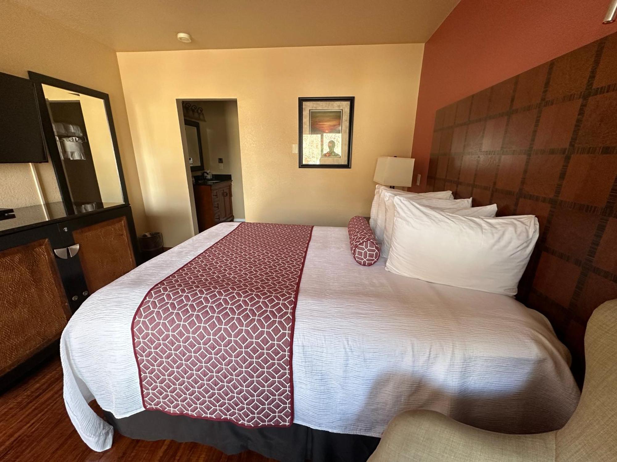 Matterhorn Inn Урей Номер фото