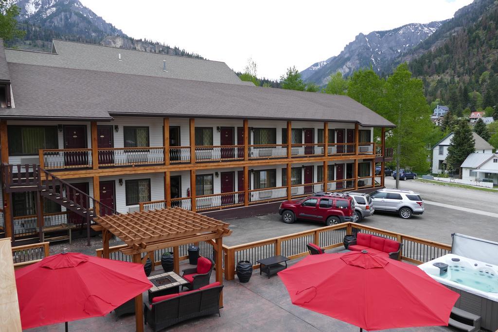 Matterhorn Inn Урей Екстер'єр фото